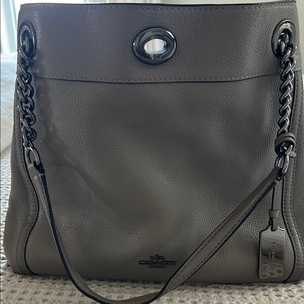 Coach Gray Shoulder Bag with Chain and Leather Straps